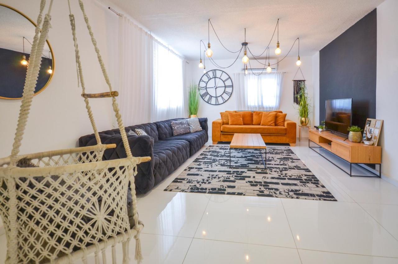 Yalarent Sunny 3Br Apt Eilat Exteriör bild