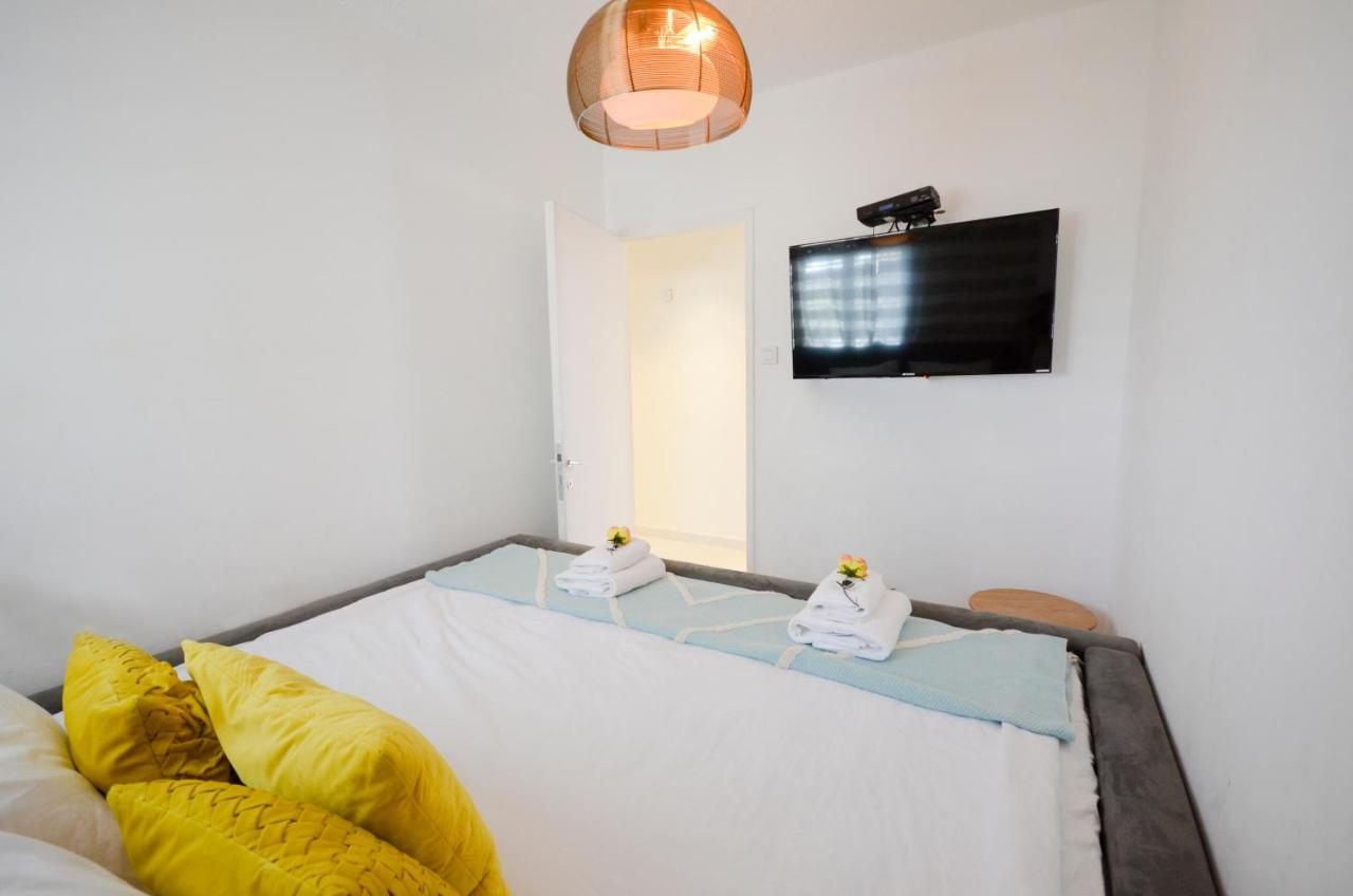 Yalarent Sunny 3Br Apt Eilat Exteriör bild